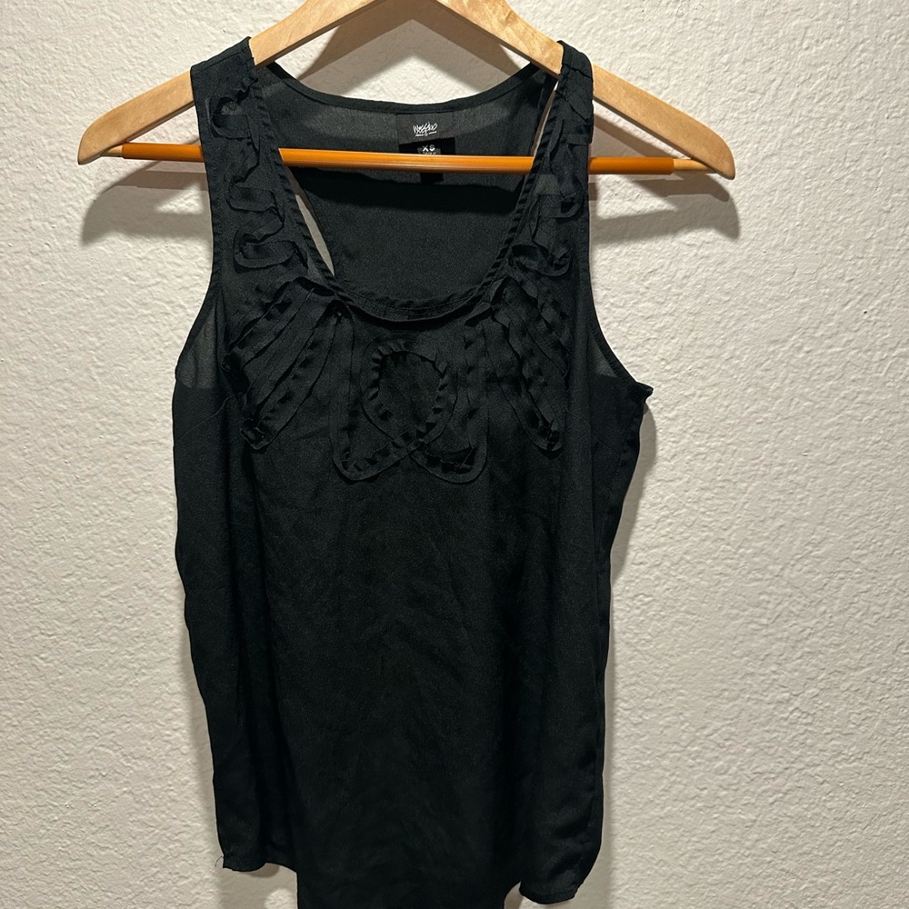Mossimo Black Ruffle Trim Racerback Tank Top - XS - Picture 2 of 8